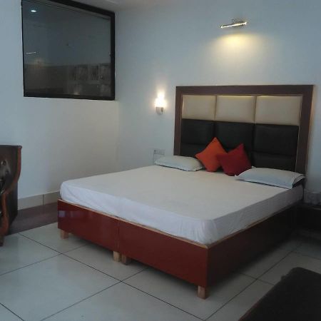 Hotel Kings Retreat Patiala Exterior photo